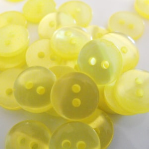 50 Lemon Glassy Round Buttons Size 7/16&quot;