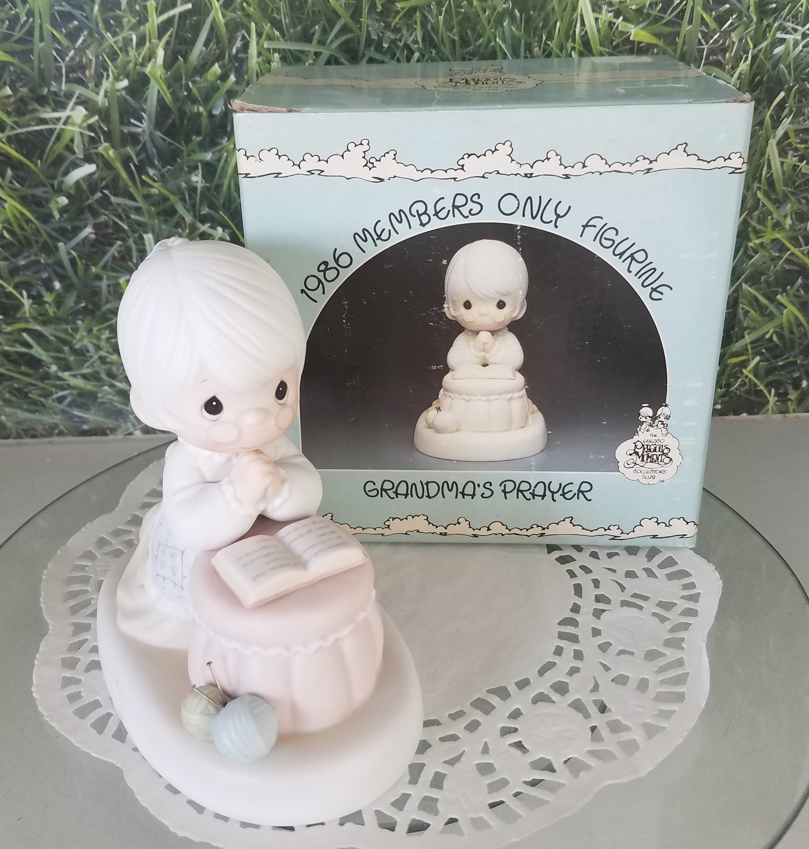 Grandma's Prayer Precious Moments Figurine - Etsy