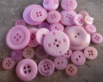 Light Lavender Buttons, 100 Bulk Assorted Round Multi Size Crafting Sewing Buttons