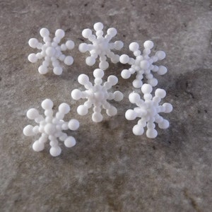 6 Solid White Dot Snowflake Shank Buttons Size 9/16"