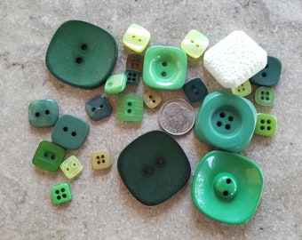 25 Green Square Buttons - Grab Bag