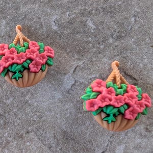 2 Flower Hanging Basket Shank Buttons Size 1&quot;
