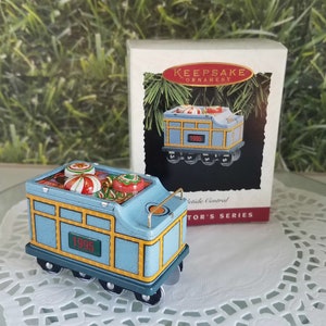 Yuletide Central Hallmark Ornament 1995