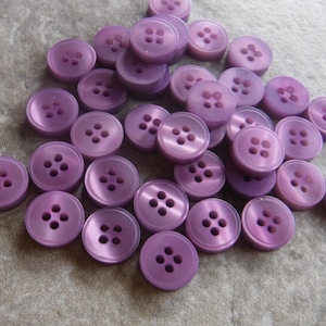 20 Purple Thin Outside Ring Round Buttons Size 5/16&quot;