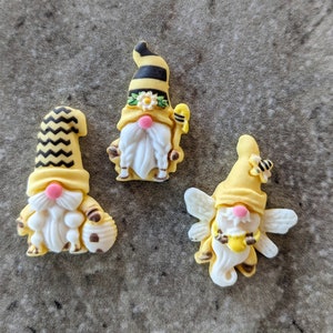 2 Gnome Honey Bee Flat Back Embellishment Buttons You choose the style