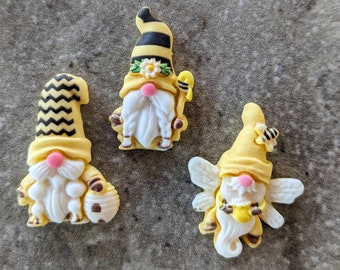 2 Gnome Honey Bee Flat Back Buttons You choose the style