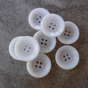 8 White Slope Rim Round Buttons Size 15/16&quot;