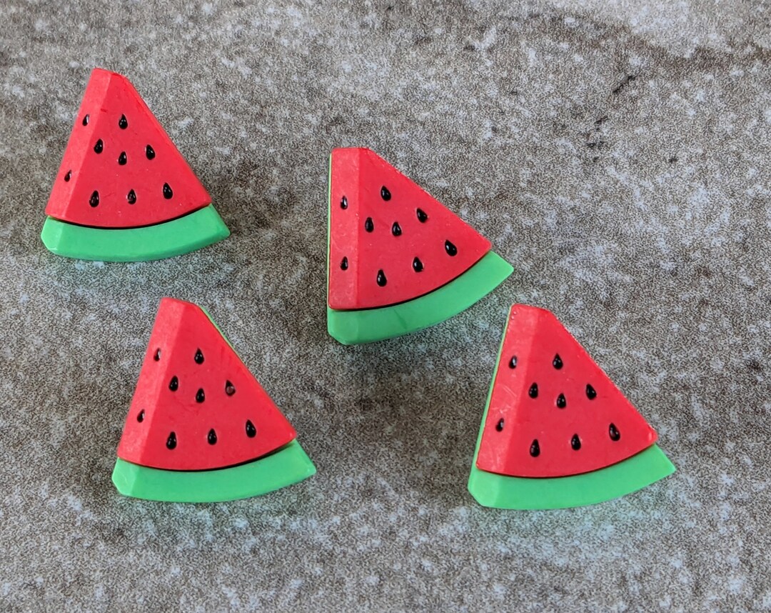 Watermelon Buttons 4 Juicy Watermelon Quarters Shank Buttons Size 3/4