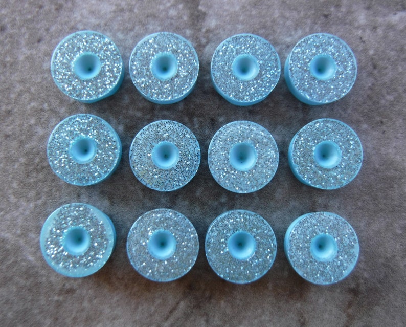 12 Electric Blue Small Round Glitter Round Buttons Size 1/2 Bild 1