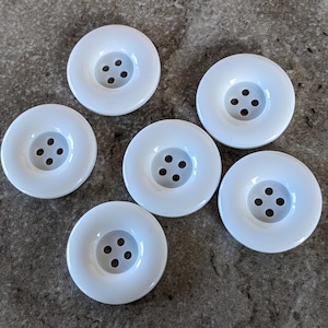 6 Off White Flat Wide Rim Round Buttons Size 15/16&quot;