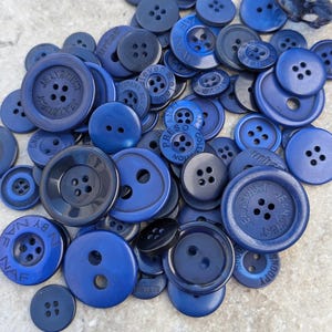 Sale 75 Midnight Blue Buttons Round Medium to Large Multi Sizes Crafting Sewing Bulk Buttons