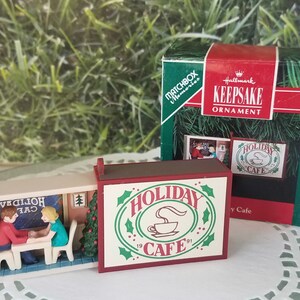 Holiday Cafe Hallmark Ornament 1991