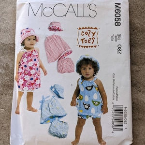 McCalls Pattern Infant Reversible Dresses, Panties and Hat M6058 Complete, Partially Cut Size OSZ