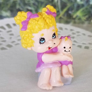 Hugga Bunch Precious Hallmark Merry Miniature Everday 1984