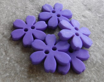 6 Purple Primrose Large Flower Buttons Size 13/16"