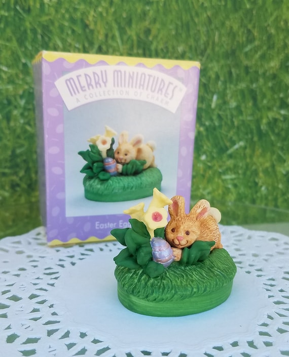 Easter Egg Hunt Hallmark Merry Miniatures Easter 1996