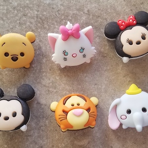 6 Disney Tsum Tsum Characters Shank Buttons Size 7/8&quot;