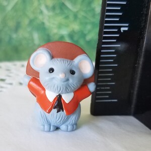 Hallmark Merry Miniatures 1990 PILGRIM MOUSE Thanksgiving Hallmark Merry Miniatures 1990 PILGRIM MOUSE Thanksgiving