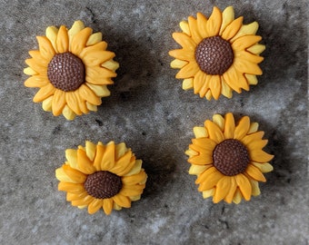 4 Summer Sunflower Shank Buttons Size 13/16"