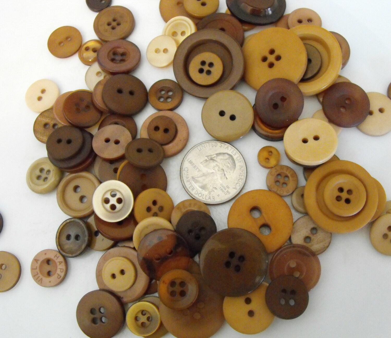 New 100 bulk buttons 1/2 inch size 4 colors to choose  cream/black/gray/browns