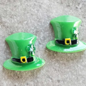 2 Irish Hat Flat Back Buttons Buttons Size 7/8&quot;