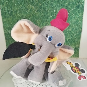Dumbo Disney Mouseketoys Bean Bag Plush with Original Tag