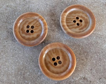 4 Vintage off White Round Buttons Size 1 1/16