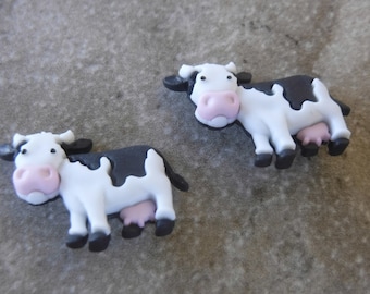 2 Dairy Cow Standing Shank Buttons Size 1 3/8"