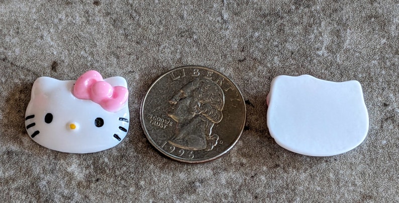 2 Hello Kitty Face Flat Back Embellishment Buttons. Size 11/16. - Etsy