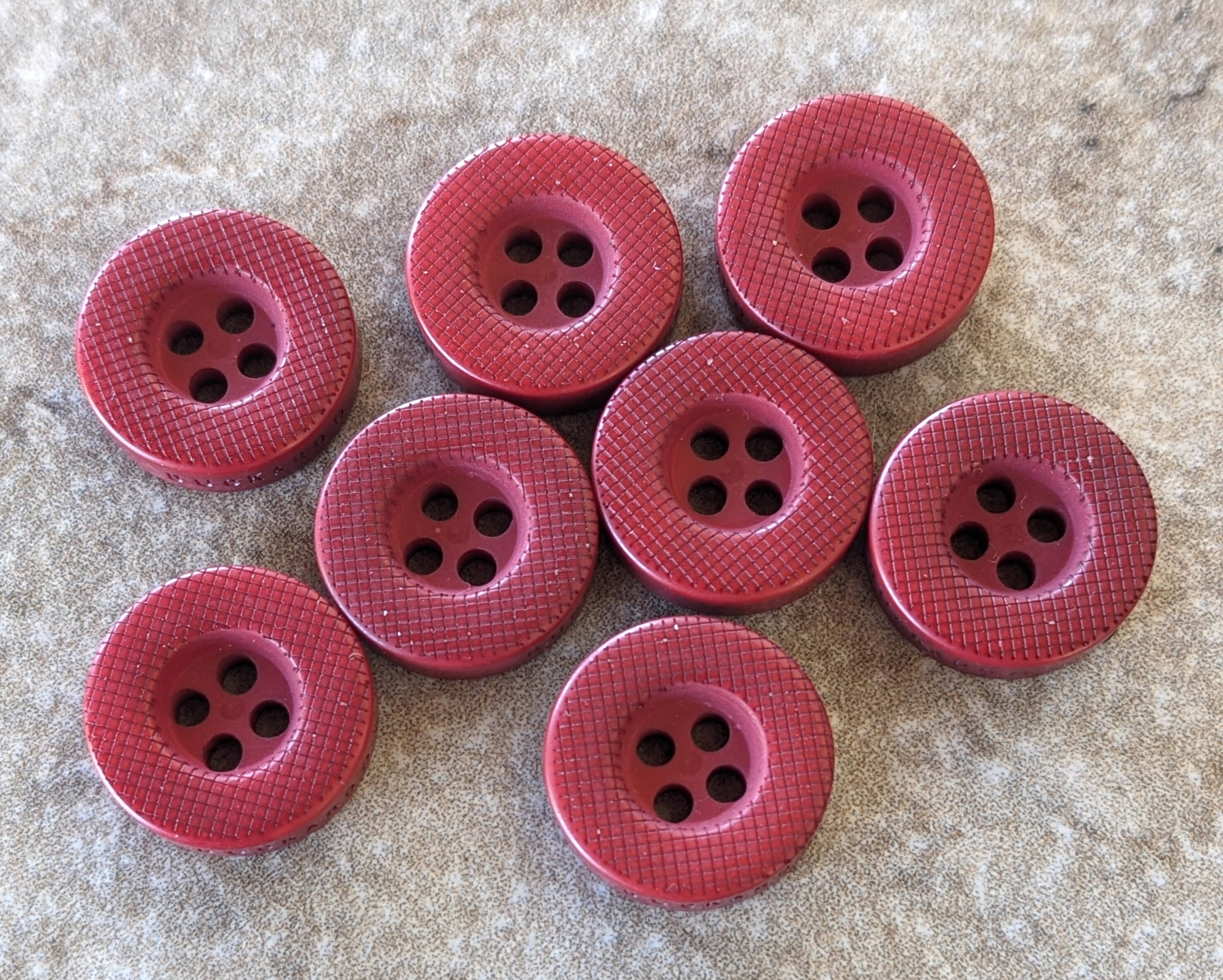 8 Brick Red Graph Rim Round Buttons Size 9/16