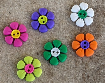 6 Puffy Daisy 2 Hole Flower Buttons Size 11/16"