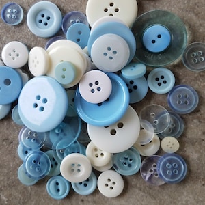 DISCONTINUED 100 or 200 Rainbow Round Buttons, Round Assorted Mix Sewing  Crafts Plastic Assorted Buttons Standard Rainbow Mash Round Mixed 
