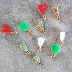 10 Mini Christmas Tassel