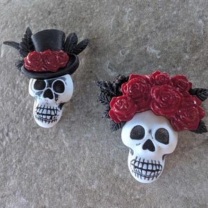 2 Gothic Skull Shank Buttons You choose the style