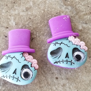 2 Zombie with Hat Shank Buttons Size 1&quot;
