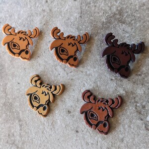 10 Reindeer Head Buttons Size 7/8&quot; You choose the color and style