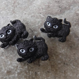 6 Black Kitten Shank Buttons Size 3/4&quot;