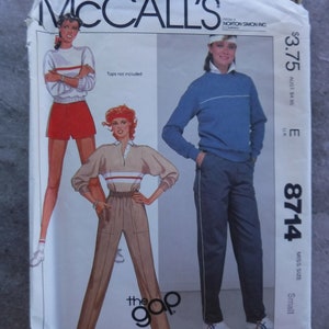 McCalls Pattern Misses  Pants and Shorts 8714 Complete  Uncut size Sm