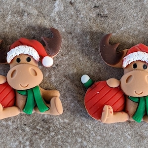 2 Christmas Moose Flat Back Embellishment Buttons Size 1 3/8&quot;