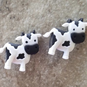 2 Barnyard Cow Shank Buttons Size 1&quot;