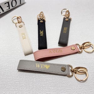 Personalized Large Loop Keychain, Personalized Wristlet Keyring, Wristlet Keychain, initials gift, Bag Charm, New Car Gift, Best Friend Gift