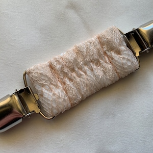 Blush Lace Cinch Clip. Clothing Cinch Clip, Sweater Clip, Dress Clip. Fastener accessory for loose shirts. Stretchy Clasp for tailored look