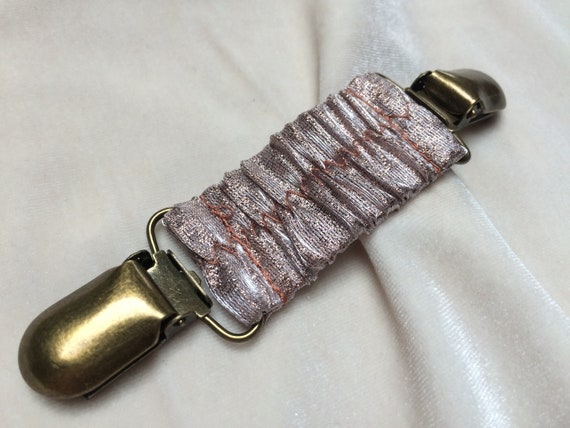 Rose Gold Cinch Clip. Clothing Cinch Clip, Sweater Clip, Dress Clip.  Fastener Accessory for Loose Shirts. Stretchy Clasp for Tailored Look -   Canada