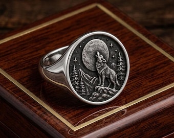 Siegelring mit heulendem Wolf und Mond – Schmuck aus 925er Sterlingsilber, Waldberg-Ring, Geschenk für ihn