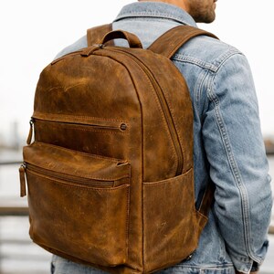 Grote bruine leren rugzak – Handgemaakte vintage reis- en werktas van CraftThrottle