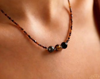 Collar de triple protección - Gargantilla de cristal de ojo de tigre de obsidiana natural - Collar curativo con piedras preciosas de hematita - Regalo de cumpleaños