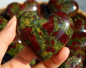 Dragon Bloodstone Heart Crystal Stone, Polished Bloodstone Palm Stone, Pocket Love Crystal, Mineral Specimens, Root Chakra, Home Decor Gift