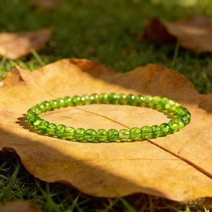 Pulsera de peridoto natural verde de 4 mm - Pulsera de piedra natal de agosto - Regalo de joyería minimalista y delicado