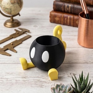Bob Omb stiftehalter/ blumentopf