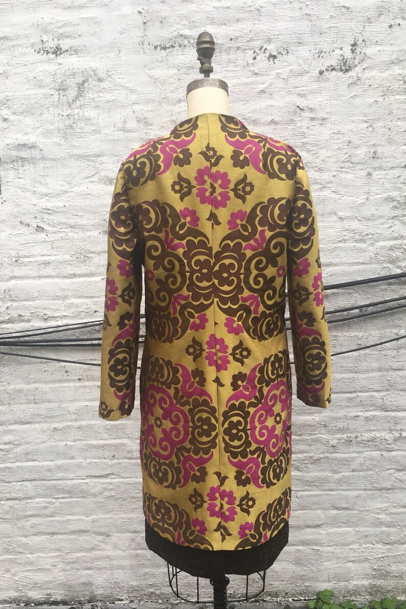 Mustard /& Magenta Suzani Pattern Brocade Coat Chocolate